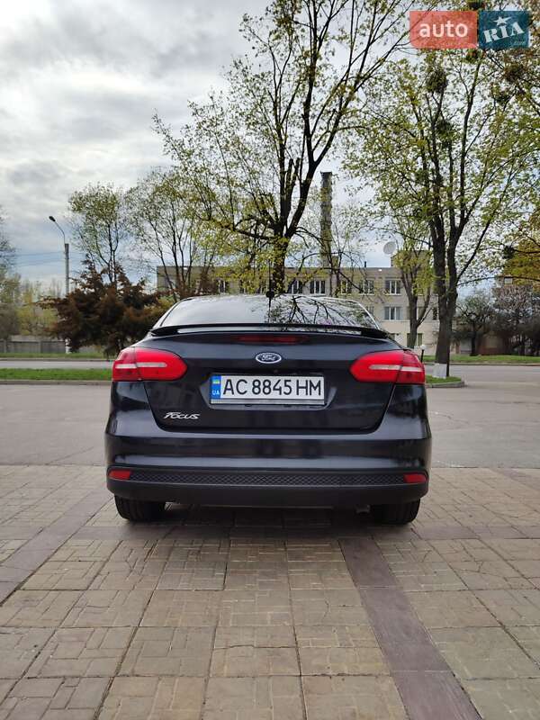 Седан Ford Focus 2015 в Харькове фото 7 Седан Ford Focus 2015 в Харькове