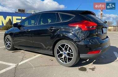 Хэтчбек Ford Focus 2018 в 