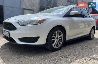 Седан Ford Focus 2015 в 