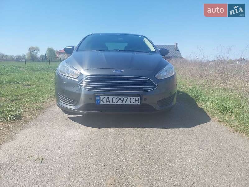 Седан Ford Focus 2017 в 