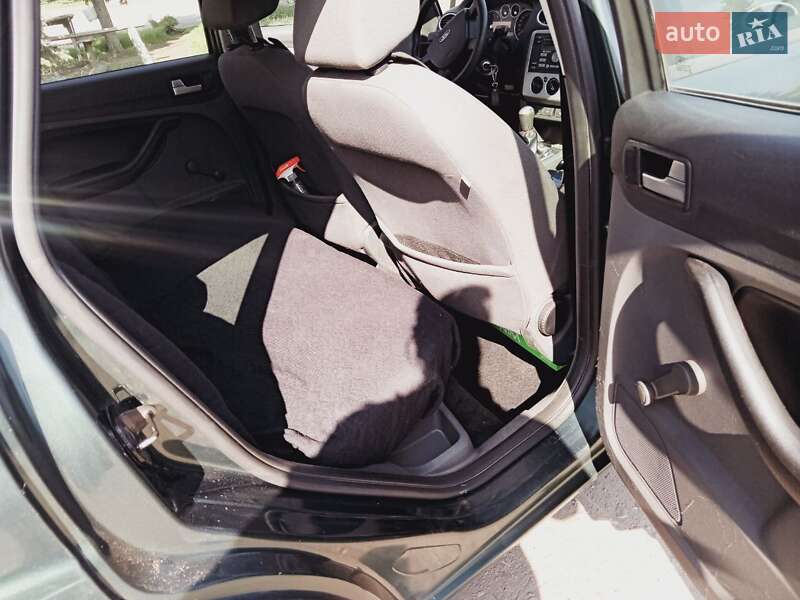 Универсал Ford Focus 2005 в Доброполье фото 5 Универсал Ford Focus 2005 в Доброполье