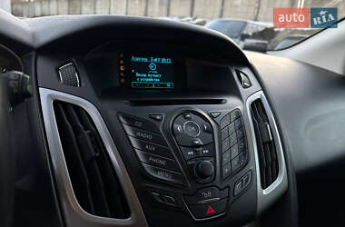 Универсал Ford Focus 2014 в 