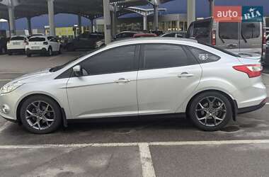 Седан Ford Focus 2013 в 