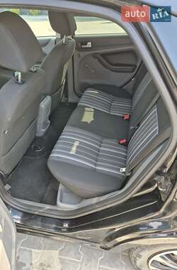 Хетчбек Ford Focus 2009 в 