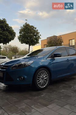 Седан Ford Focus 2013 в 