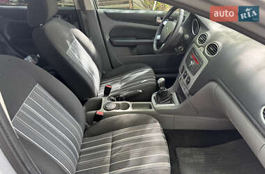 Универсал Ford Focus 2010 в 
