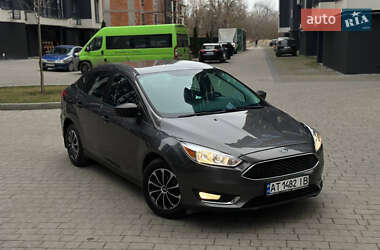 Седан Ford Focus 2015 в 