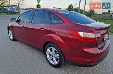 Седан Ford Focus 2013 в 
