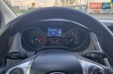 Седан Ford Focus 2013 в 