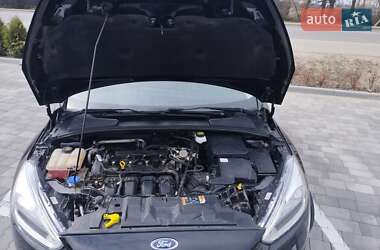 Седан Ford Focus 2017 в 