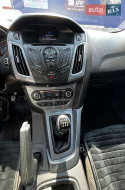 Универсал Ford Focus 2013 в 