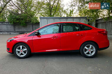 Седан Ford Focus 2016 в 