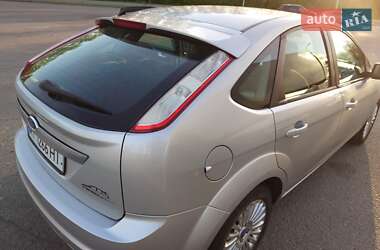 Хэтчбек Ford Focus 2009 в 