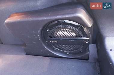 Хэтчбек Ford Focus 2012 в 
