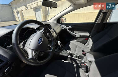 Седан Ford Focus 2015 в 