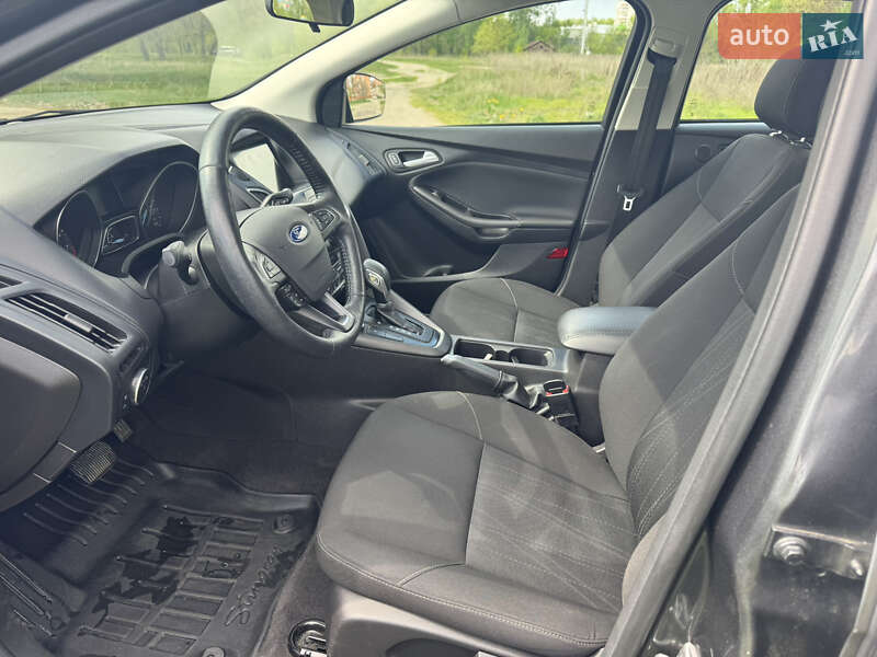Седан Ford Focus 2017 в Сумах