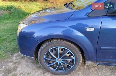 Хэтчбек Ford Focus 2007 в 