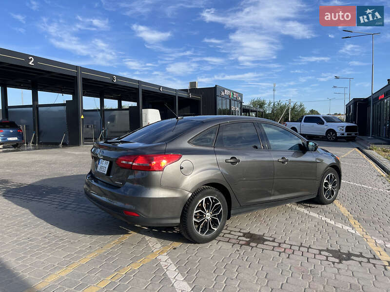 Седан Ford Focus 2017 в Львове