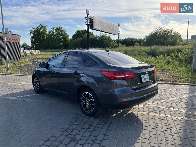 Седан Ford Focus 2017 в Львове