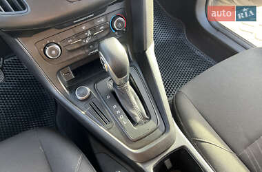 Седан Ford Focus 2017 в 