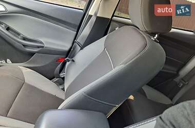 Седан Ford Focus 2014 в 