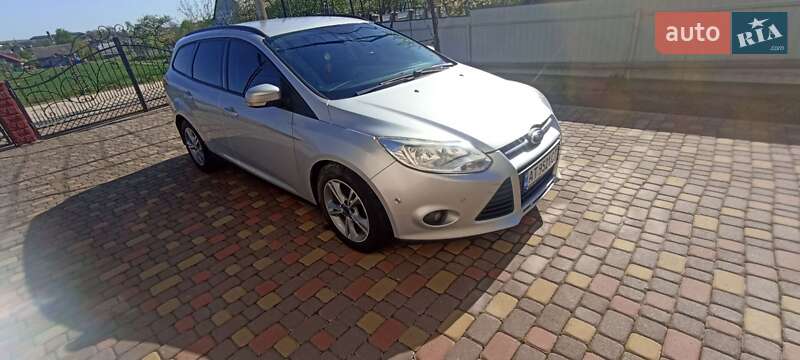 Универсал Ford Focus 2014 в 