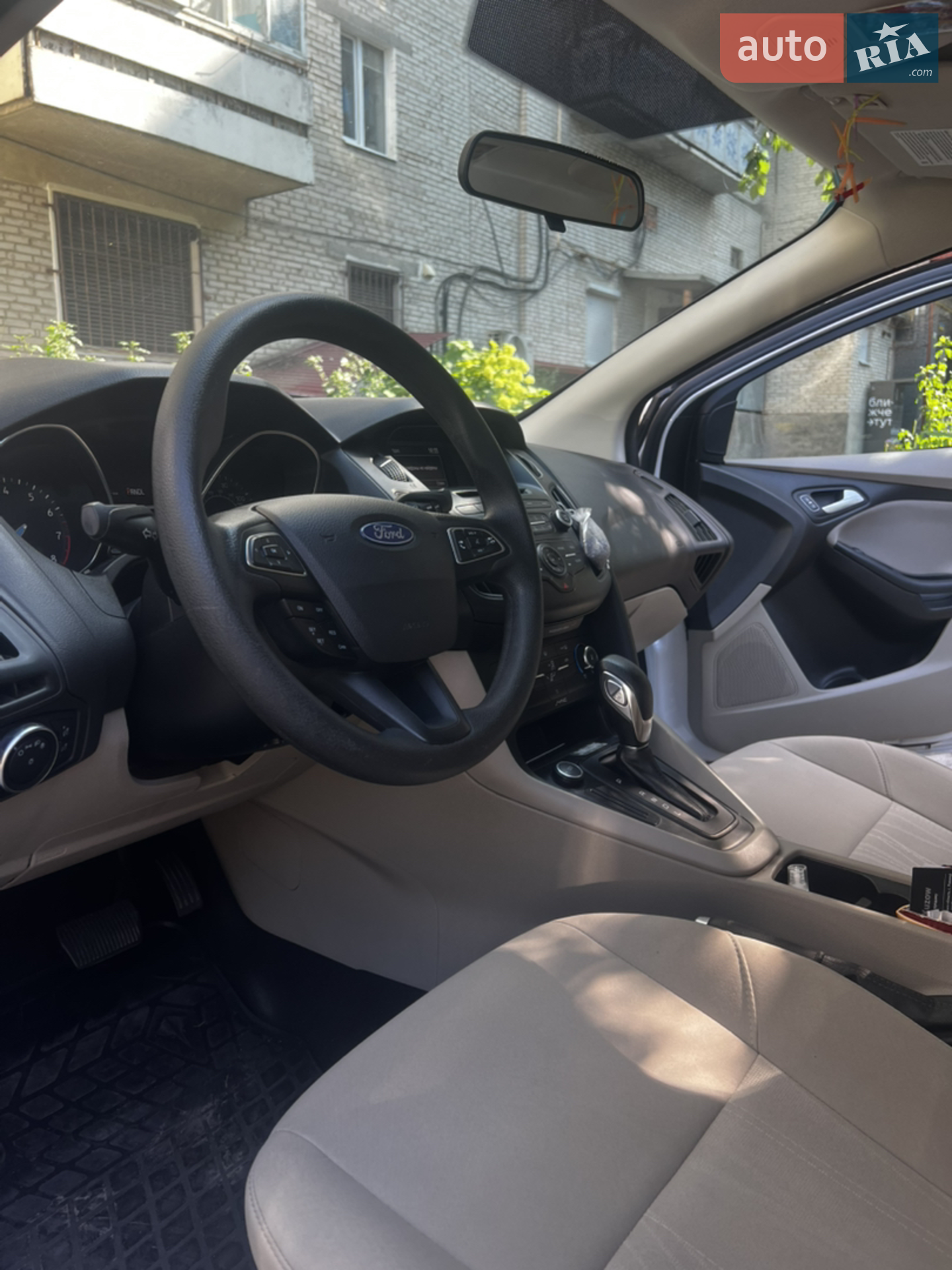 2017 Ford Focus - мініатюра 12