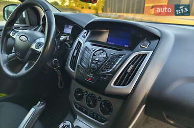 Универсал Ford Focus 2013 в 