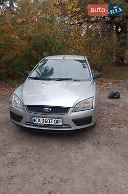 Хэтчбек Ford Focus 2007 в 