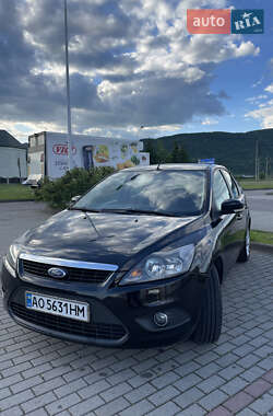 Хетчбек Ford Focus 2010 в 