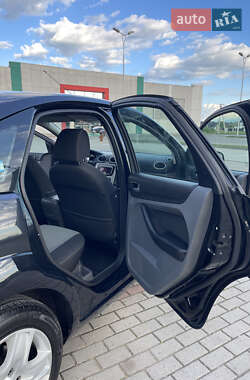 Хетчбек Ford Focus 2010 в 