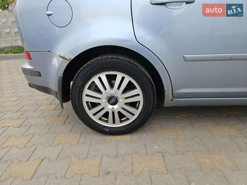 Универсал Ford Focus 2004 в Киеве фото 29 Универсал Ford Focus 2004 в Киеве