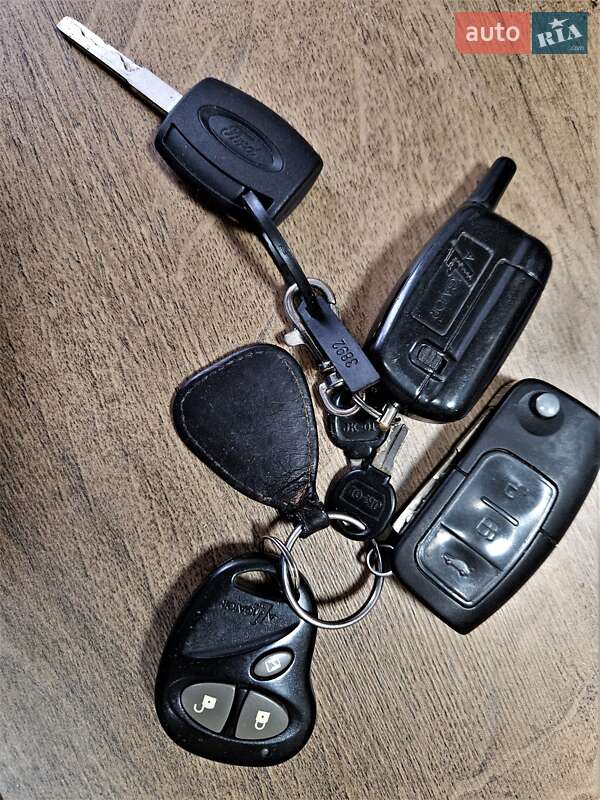 Универсал Ford Focus 2004 в Киеве фото 10 Универсал Ford Focus 2004 в Киеве