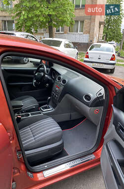 Седан Ford Focus 2009 в 