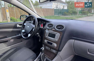 Универсал Ford Focus 2010 в 