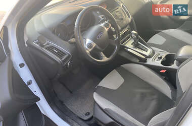 Хетчбек Ford Focus 2011 в 