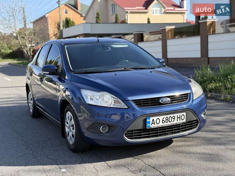 Седан Ford Focus 2008 в 