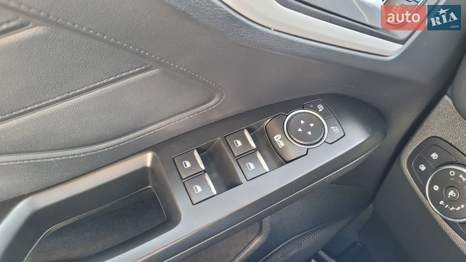2021 Ford Focus - мініатюра 12
