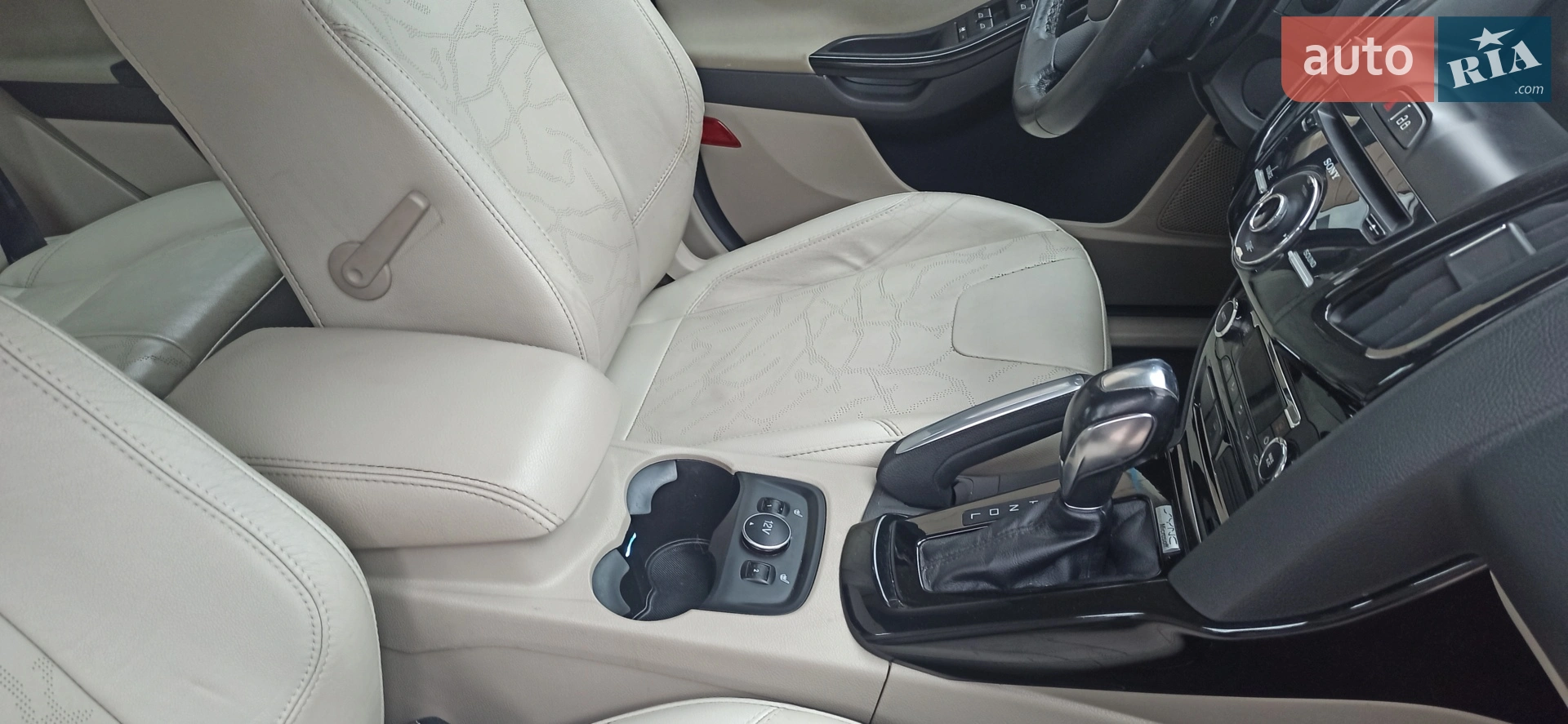 2013 Ford Focus - мініатюра 12