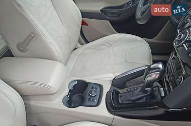 Хэтчбек Ford Focus 2013 в 