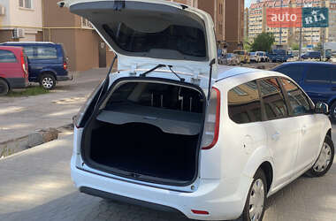 Универсал Ford Focus 2010 в 