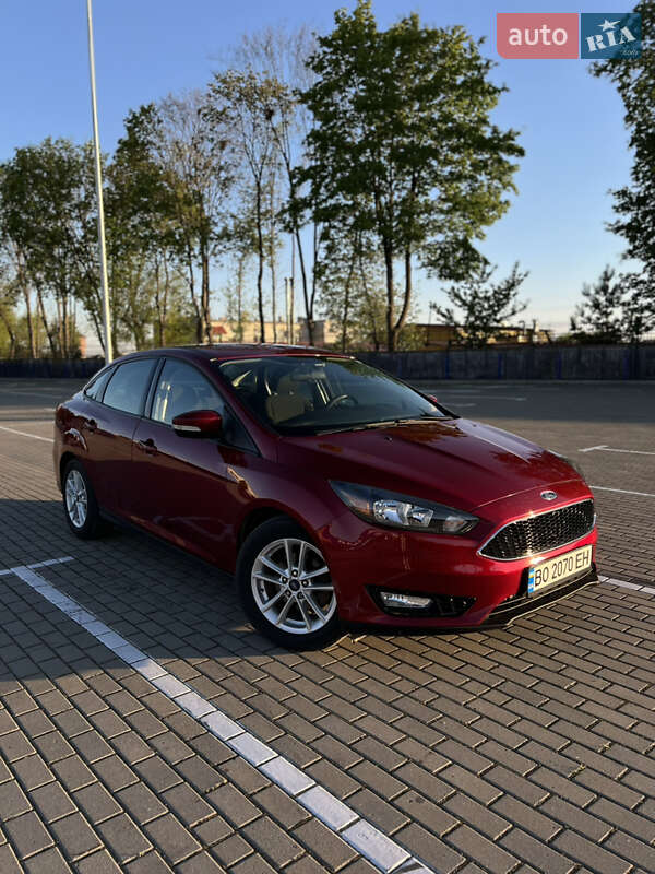 Седан Ford Focus 2016 в 