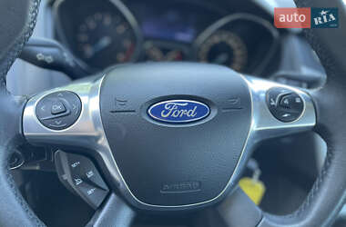 Универсал Ford Focus 2013 в 