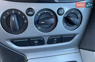 Универсал Ford Focus 2013 в 