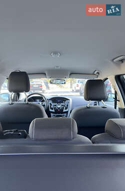 Универсал Ford Focus 2012 в 