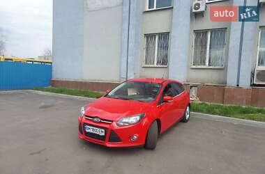 Хэтчбек Ford Focus 2012 в 