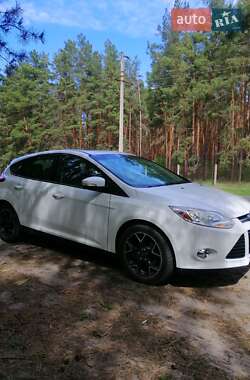 Хэтчбек Ford Focus 2014 в 