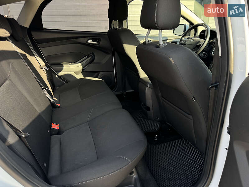 Хэтчбек Ford Focus 2016 в Борисполе