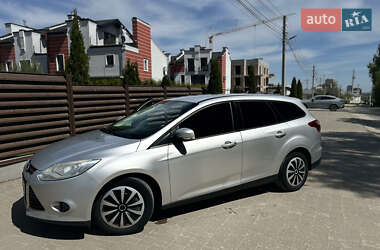 Универсал Ford Focus 2012 в 