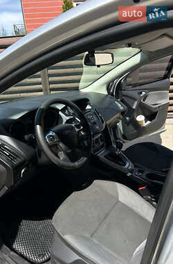 Универсал Ford Focus 2012 в 